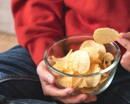 Ultraprocessados: Seis Alimentos que Detonam seu Metabolismo e Causam Acúmulo de Gordura