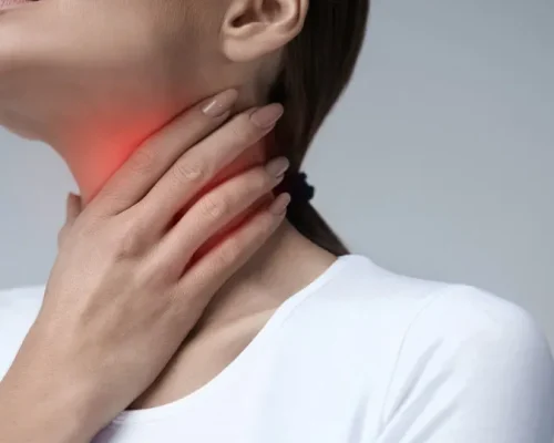 Dor de Garganta no Verão: Otorrinolaringologista Revela Por Que o Calor Pode Aumentar o Desconforto e Sinais de Alerta