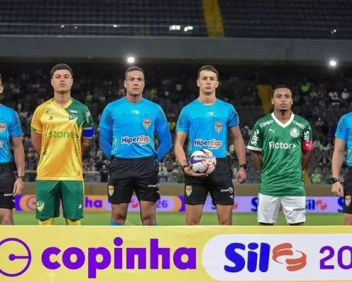 Monte Roraima acusa ‘gol fantasma’ e exige afastamento de árbitros por erros de arbitragem na Copinha após derrota por 4 a 2 para o Palmeiras