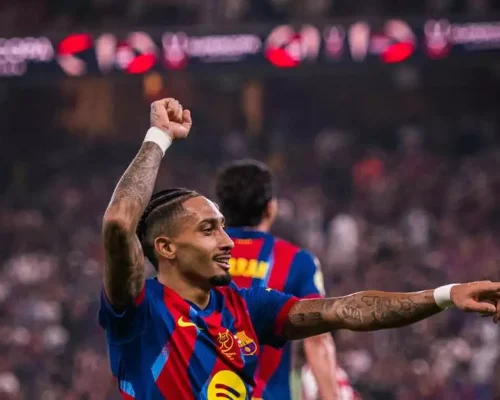 Barcelona goleia Athletic por 5 a 0 em Jedah com brilho de Raphinha, e vai defender o título da Supercopa da Espanha na quarta final seguida