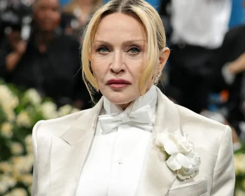 De Músicos a Vilões Inesquecíveis: Cantores que Arrasaram nas Telas como Antagonistas!