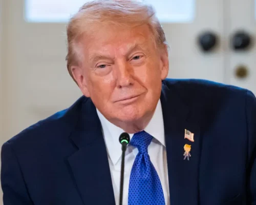 Trump insiste em “fazer algo” sobre Groenlândia, mesmo sem consentimento dinamarquês: “Quer gostem quer não”