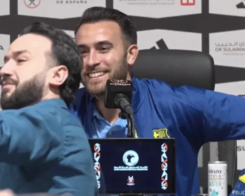 Jornalista Saudita Pega Jogador do Barcelona de Surpresa com Pedido Inusitado em Coletiva Antes de Final da Supercopa
