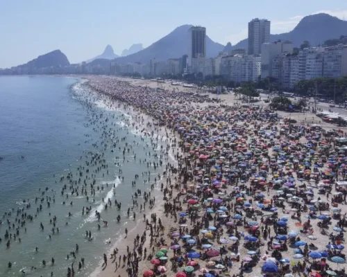Rio de Janeiro Proíbe Construções que Criam Sombras em Praias e Calçadões, Ampliando Lei de 2000