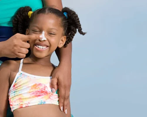 Proteção Solar Infantil: Pediatra Revela Dicas Essenciais para Bebês e Crianças a Partir de 6 Meses