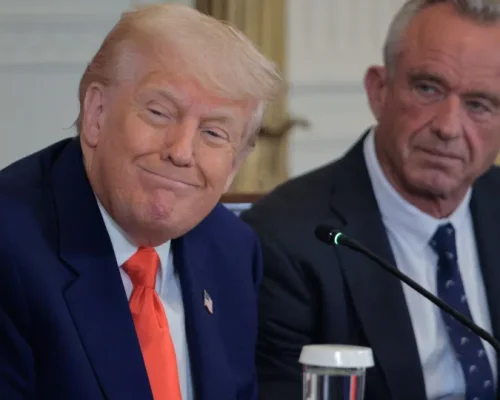 Alimentação de Donald Trump Choca Secretário de Saúde dos EUA: “Não Sei Como Ele Ainda Está Vivo”