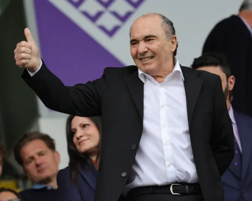 Luto na Itália: Rocco Commisso, carismático presidente da Fiorentina, morre aos 76 anos após luta contra doença grave nos EUA