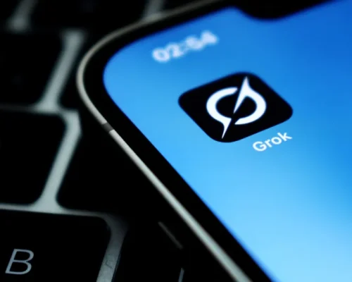 Grok em Polêmica: Ferramenta de IA da Elon Musk é Denunciada por Gerar Imagens Sexualizadas e Violar Proteção de Dados