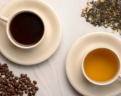 Café ou Chá pela Manhã? Nutricionista Revela Qual Bebida Desperta Melhor o Seu Corpo e Mente