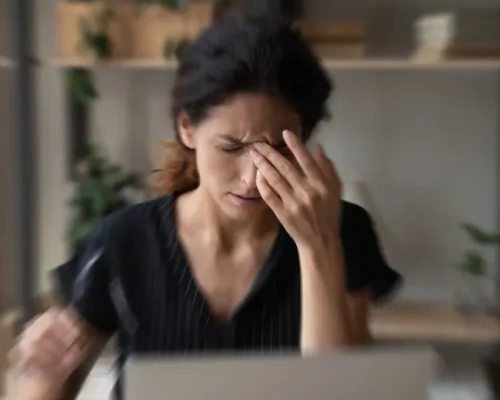 Calor Intenso Aumenta Risco de AVC: Médico Explica Como o Clima Afeta Seus Vasos Sanguíneos e o Que Fazer