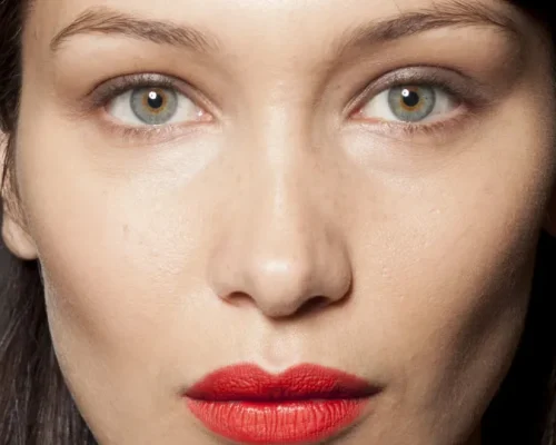 Seus Lábios Revelam Sua Personalidade? Descubra o Que o Formato e Tamanho Dizem Sobre Você, Segundo a Ciência da Leitura Facial