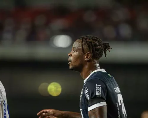 Eduardo Melo, atacante do Remo, vibra com volta por cima e mira vaga na Série A em 2026 após gol decisivo na Supercopa Grão Pará