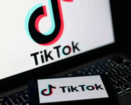 TikTok Acerta Acordo em Processo de Dependência, Mas Meta e YouTube Seguem Sob Fogo em Caso Histórico nos EUA