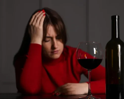 Depressão: Além do álcool, estas bebidas podem piorar seu humor e saúde mental, alertam especialistas