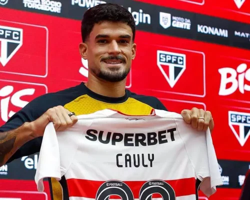 Cauly no São Paulo, apresentado como quinto reforço vindo do Bahia, vai vestir a camisa 80 em empréstimo até 31 de dezembro e promete agregar ao elenco tricolor