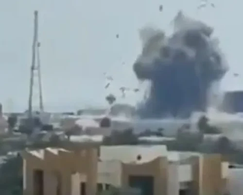 Irã Ataca Base Naval Americana no Bahrein em Resposta a Ações de EUA e Israel no Oriente Médio