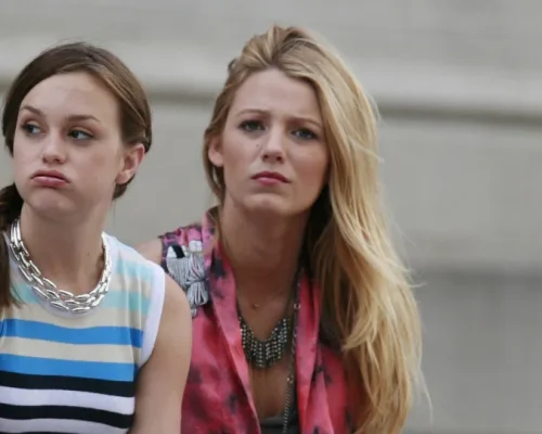 Atores que se odiavam nos bastidores: Segredos chocantes de colegas de elenco que não se suportavam