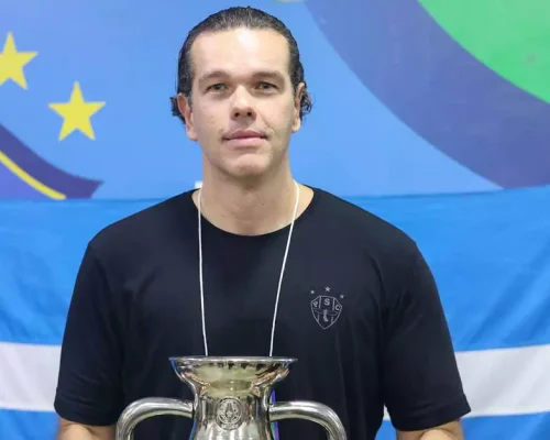 Base do Paysandu ganha protagonismo e muda mentalidade após 51º título paraense, com 14 jogadores formados no clube e dez jovens de até 20 anos no elenco profissional