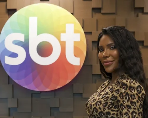 Carol Lekker é a Nova Estrela do “Fofocalizando” no SBT, Influenciadora Celebra “Realização de um Sonho” e Promete Conectar-se com o Público