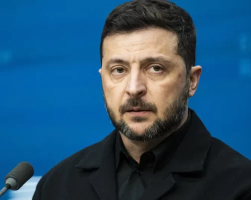 Zelensky Acusa Aliados Europeus de Chantagem por Pressão em Oleoduto Russo para Hungria