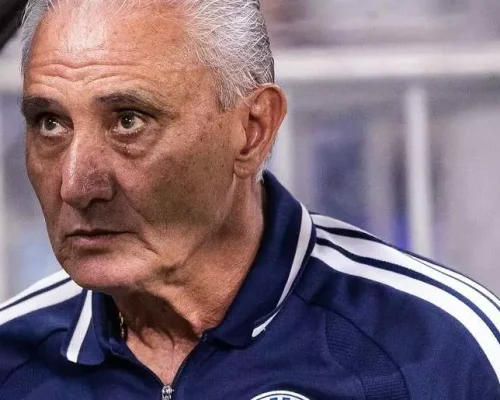 Tite demissão no Cruzeiro após empate por 3 a 3 com o Vasco, vice-lanterna do Campeonato Brasileiro, comissão técnica desligada e diretoria busca substituto