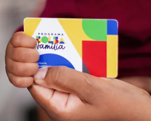 Fome Recua em Lares com Mulheres no Comando: Bolsa Família e o Impacto na Segurança Alimentar Familiar