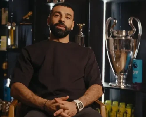 Mohamed Salah emite comunicado emocionante e confirma saída do Liverpool após 9 anos de glórias e títulos históricos