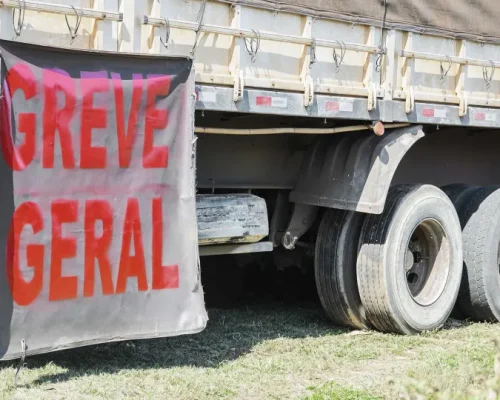 Caminhoneiros Descartam Greve Nacional Após Medidas do Governo Garantirem Valor do Frete e Piso Mínimo