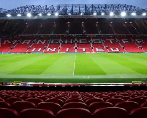 Fim de uma era: Torcedor do Manchester United perde lugar no Old Trafford após 77 anos para área VIP luxuosa