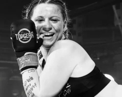Tragédia na Tailândia: Atleta de Muay Thai morre aos 23 anos atropelada por caminhão durante treino