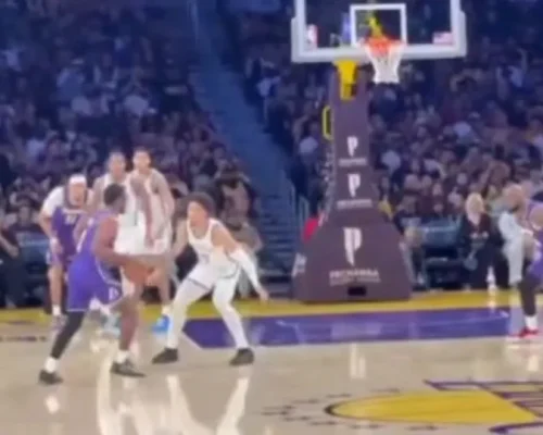 LeBron e Bronny James: O Dia em que Pai e Filho Fizeram História na NBA com Assistência Icônica