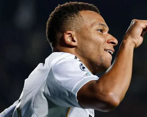 França derrota Colômbia sem dificuldades e embala para a Copa do Mundo