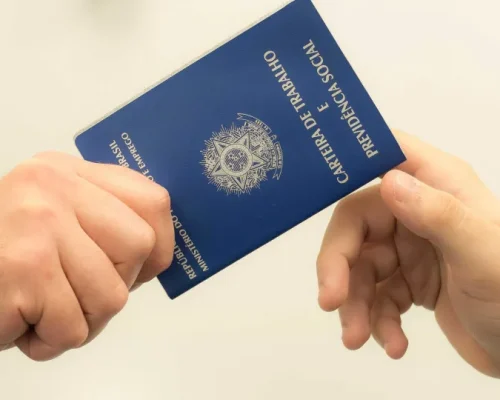 Previdência Social no Brasil Atinge Recorde Histórico: 66,8% dos Trabalhadores Contribuindo