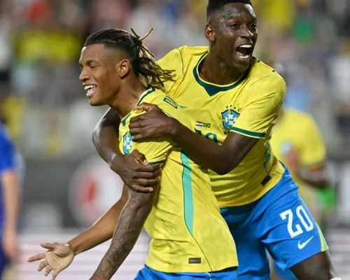 Brasil vence Croácia e reage antes de convocação para a Copa do Mundo