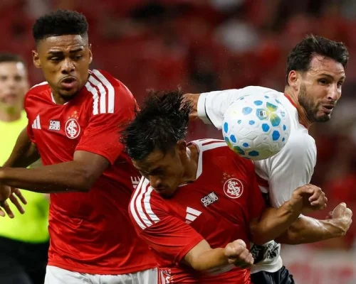 São Paulo aproveita recuo do Internacional e busca empate pelo Brasileirão com Calleri