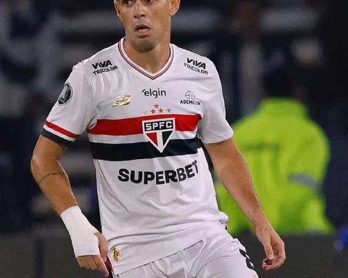 São Paulo chega a rescisão com Oscar e terá que pagar R$ 10 milhões ao jogador