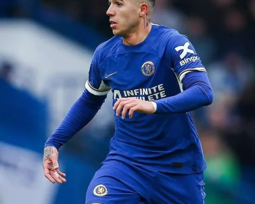 Enzo se desculpa após polêmica com Chelsea e reafirma compromisso: