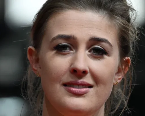 Gina Schumacher revela como a equitação a ajudou a superar o grave acidente do pai, Michael Schumacher