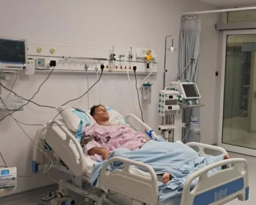 Ciclista francês Damien Touzé: “Vou morrer, diz ao nosso filho que o amo” após grave acidente em Omã