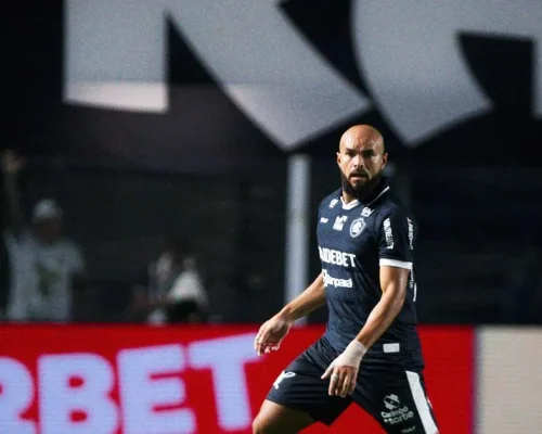 Remo: volante cita trabalho de Condé e projeta jogo contra o Vasco: