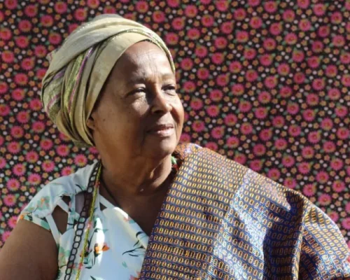 Júri Popular em Salvador: Arielson Santos e Marílio Santos são julgados pelo brutal assassinato da mãe Bernadete, família clama por justiça máxima