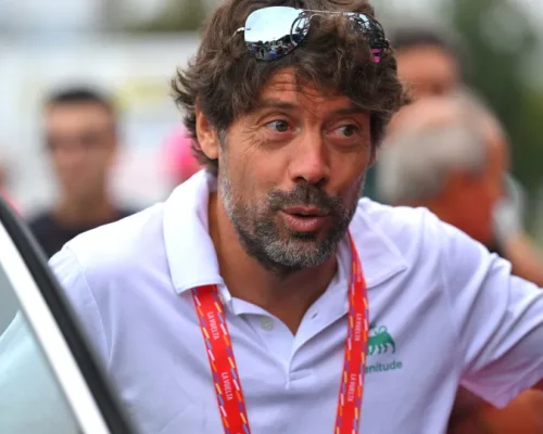 Chocante: Ex-campeão mundial de ciclismo Óscar Freire é preso após grave denúncia da própria esposa