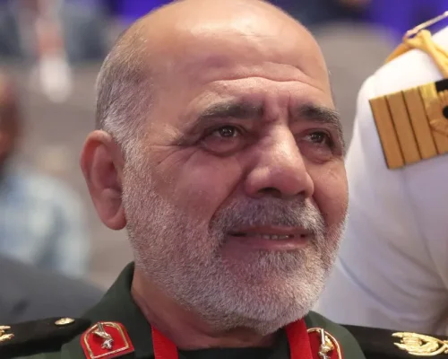 Irã Ameaça Bloquear Mar Vermelho e Golfo Pérsico em Resposta a Bloqueio Americano, Tensão Aumenta