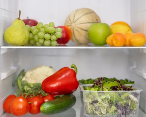 Geladeira não é para todas as frutas! Erro comum que estraga sabor e textura de bananas, mangas e mais