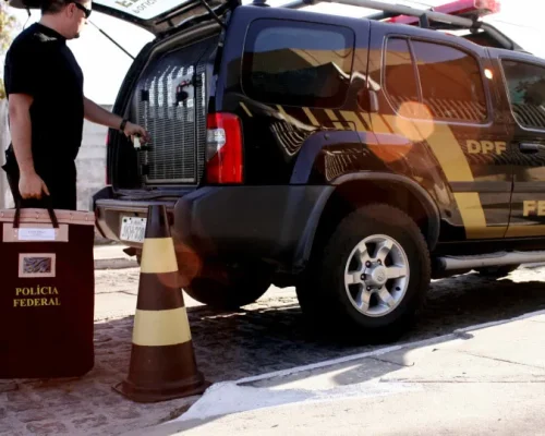 Operação Contenção: Análise de 9 mil vídeos de câmeras corporais pode levar 3 anos, revela Polícia Federal