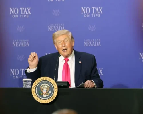 Trump afirma que Xi está “muito satisfeito” com reabertura de Ormuz