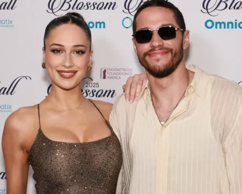 Pete Davidson revela dificuldade em consumir pornografia com parceira e filho por perto: “É difícil, mas continuarei”