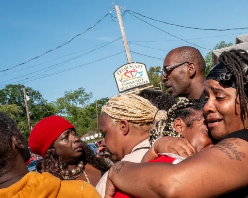 Pai de 7 Crianças Executa Massacre Familiar em Ataque Brutal na Louisiana, Deixando Duas Feridas