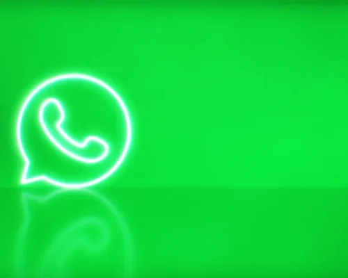WhatsApp no PC: Personalização Avançada a Caminho com Novos Temas, Cores e Fundos de Conversa