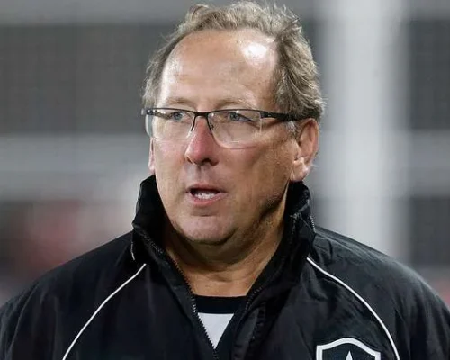 Botafogo é punido novamente pela Fifa com transfer ban de três janelas